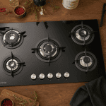 plaque de cuisson gaz 5 feux facile à nettoyer vue dessus